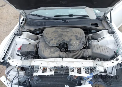 2021 Chrysler 300 300S z USA, uszkodzony, nr VIN 2C3CCABG6MH634312